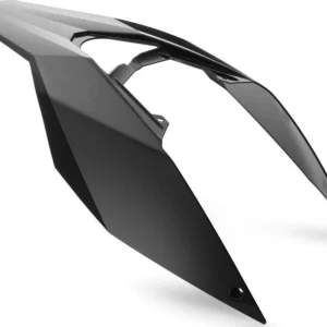 TAIL SECTION